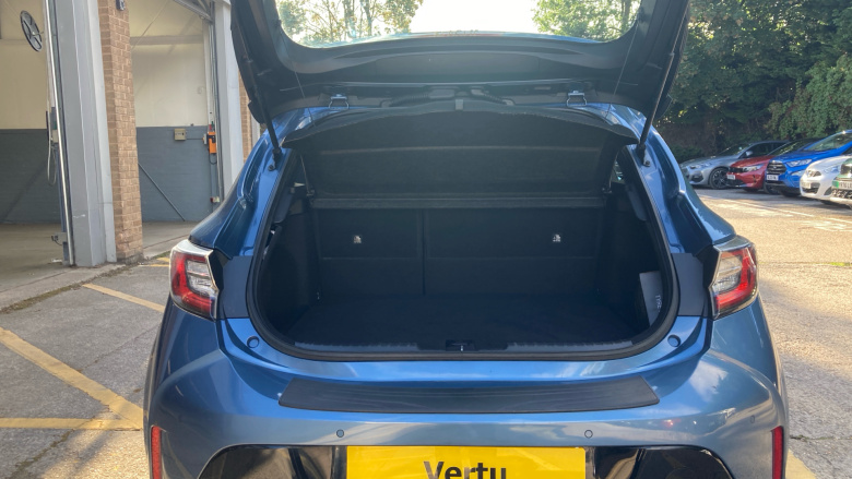 Toyota Corolla 1.8 VVT-i Hybrid Icon Tech 5dr CVT Hybrid Hatchback